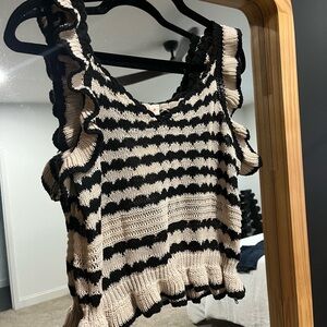 Solitaire Black and Cream Ruffled Ribbed Tank Top